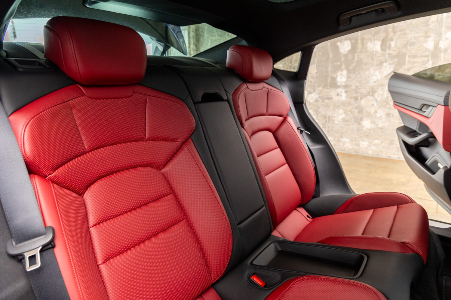 タイカン 4S パフォーマンスバッテリープラス