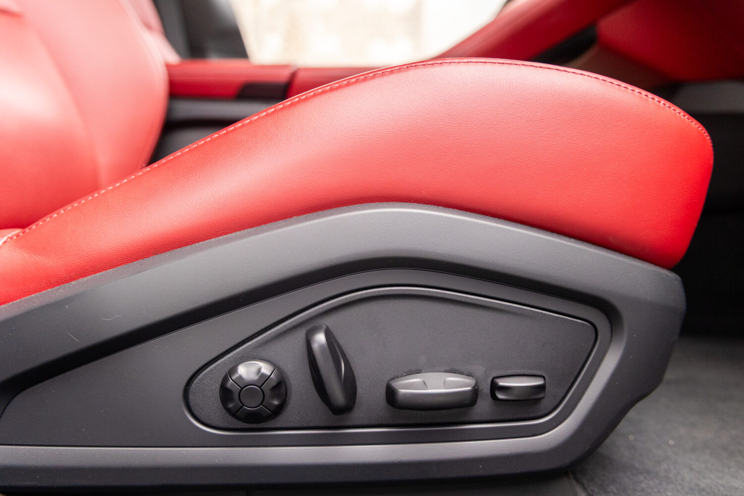 タイカン 4S パフォーマンスバッテリープラス