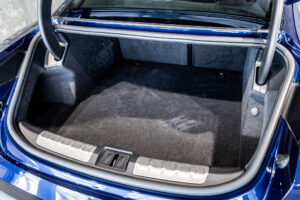 タイカン 4S パフォーマンスバッテリープラス