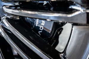 レンジローバー オートバイオグラフィ 4.4L P530 LWB 4WD