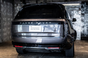 レンジローバー オートバイオグラフィ 4.4L P530 LWB 4WD