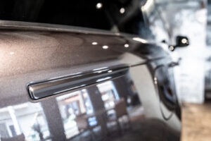 レンジローバー オートバイオグラフィ 4.4L P530 LWB 4WD