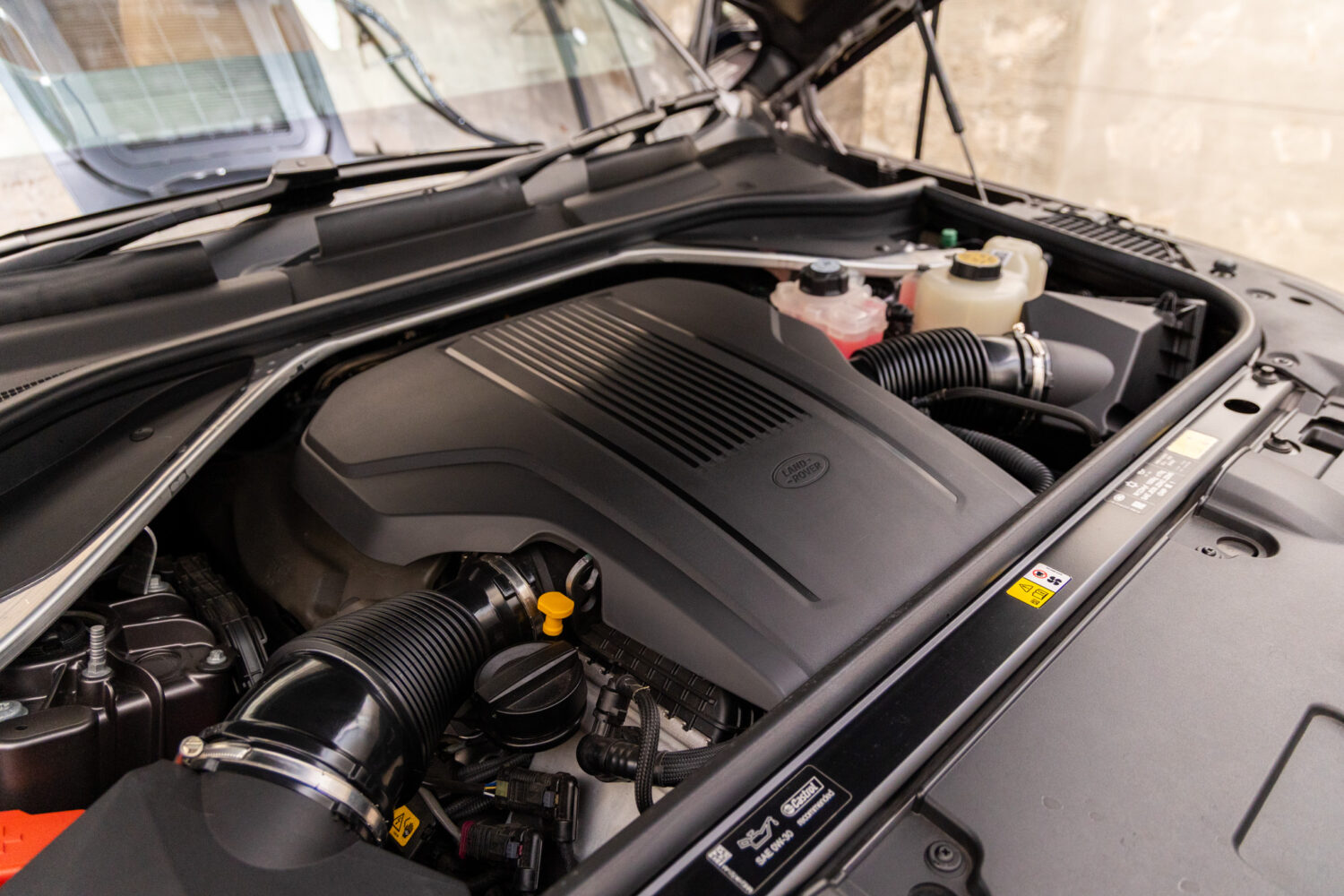 レンジローバー オートバイオグラフィ 4.4L P530 LWB 4WD