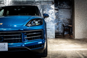 カイエン E-ハイブリッド ティプトロニックS 4WD