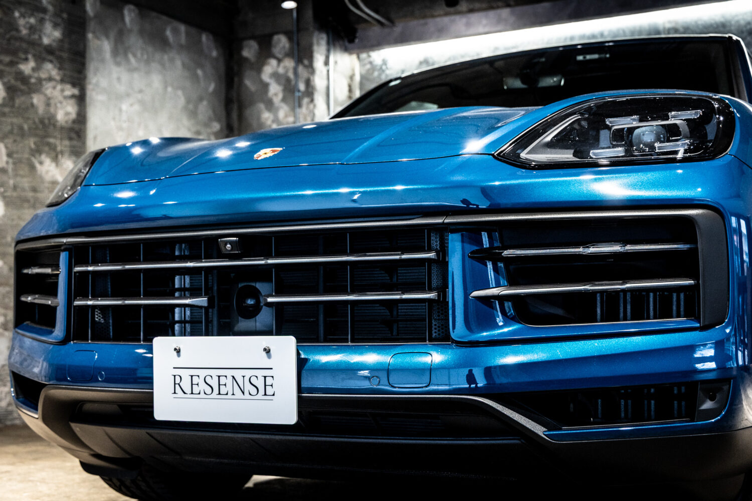 カイエン E-ハイブリッド ティプトロニックS 4WD