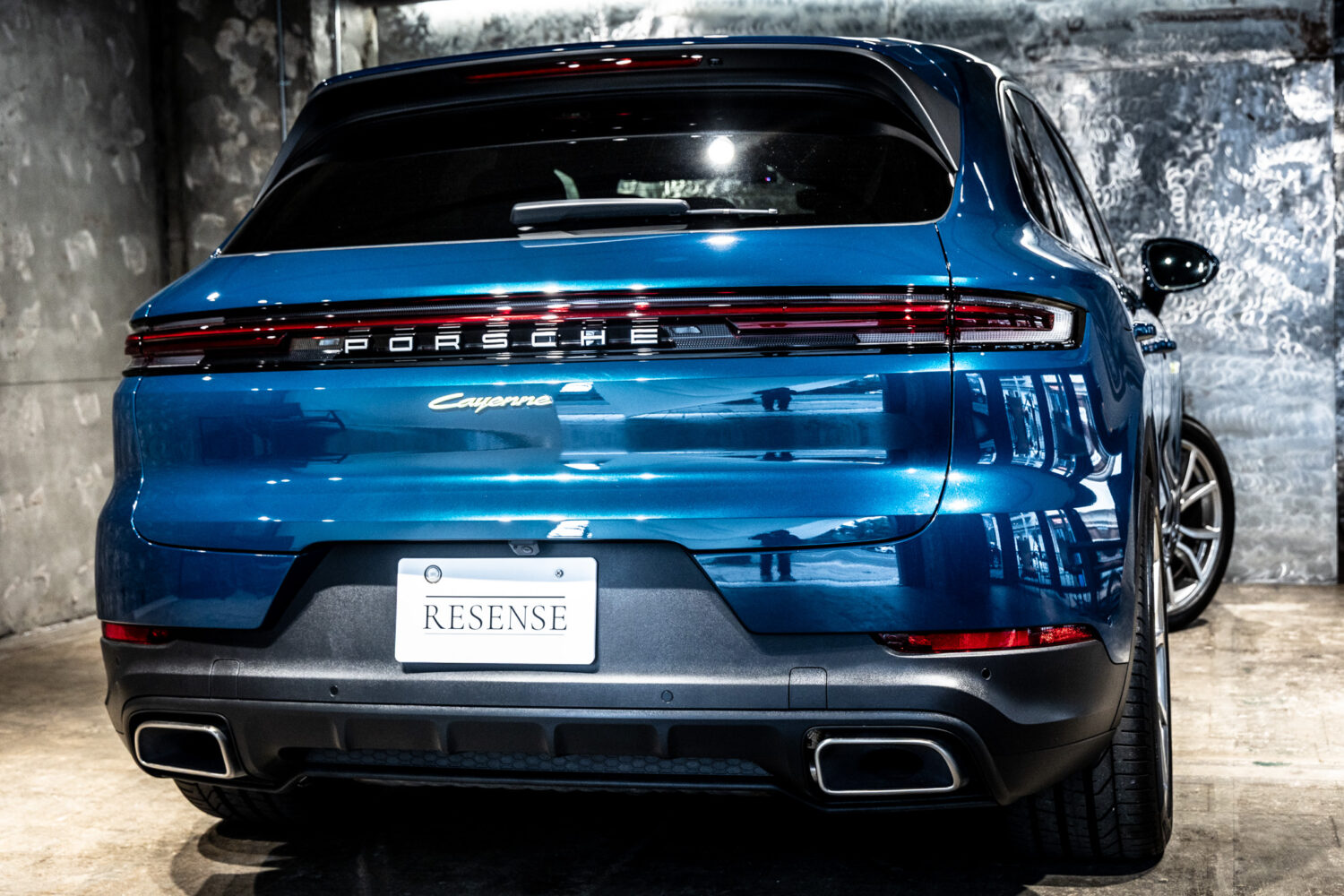 カイエン E-ハイブリッド ティプトロニックS 4WD