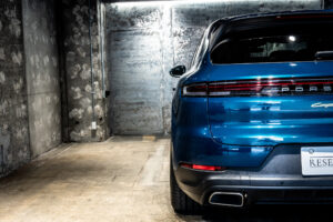 カイエン E-ハイブリッド ティプトロニックS 4WD