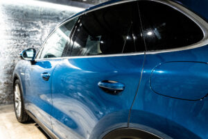 カイエン E-ハイブリッド ティプトロニックS 4WD