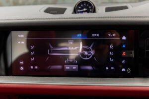 カイエン E-ハイブリッド ティプトロニックS 4WD