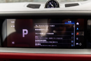 カイエン E-ハイブリッド ティプトロニックS 4WD