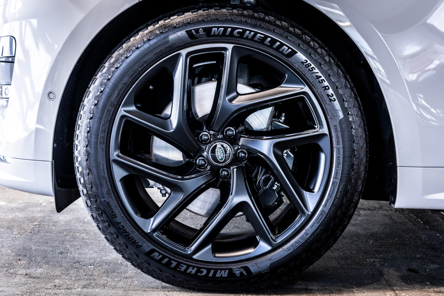 レンジローバースポーツ ダイナミックSE P550e