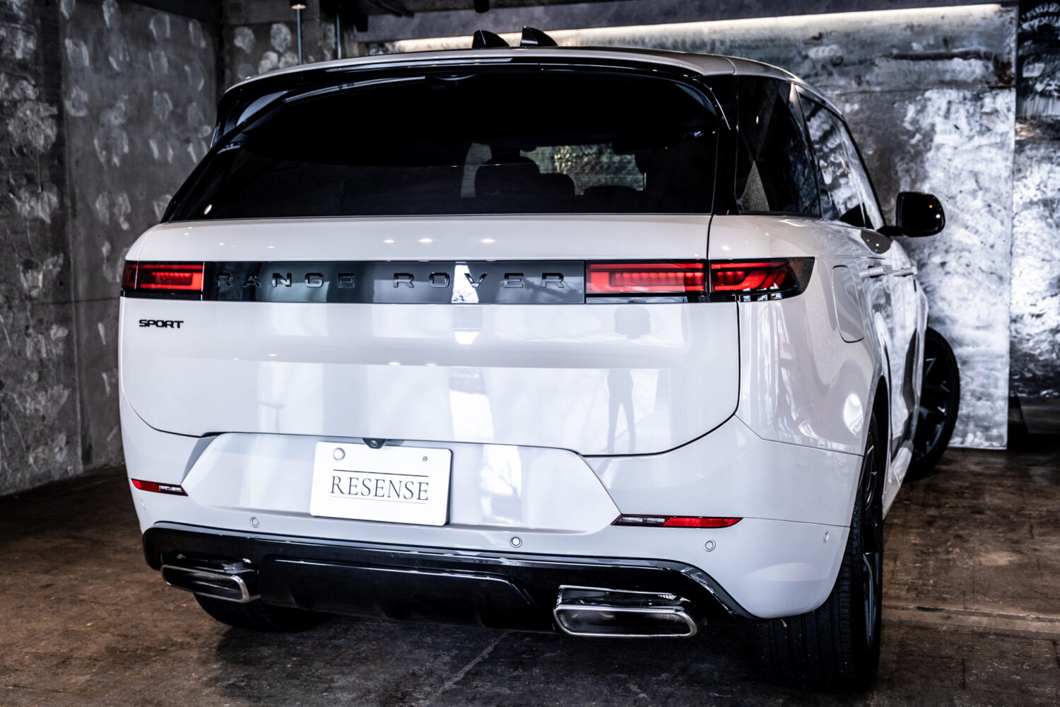 レンジローバースポーツ ダイナミックSE P550e