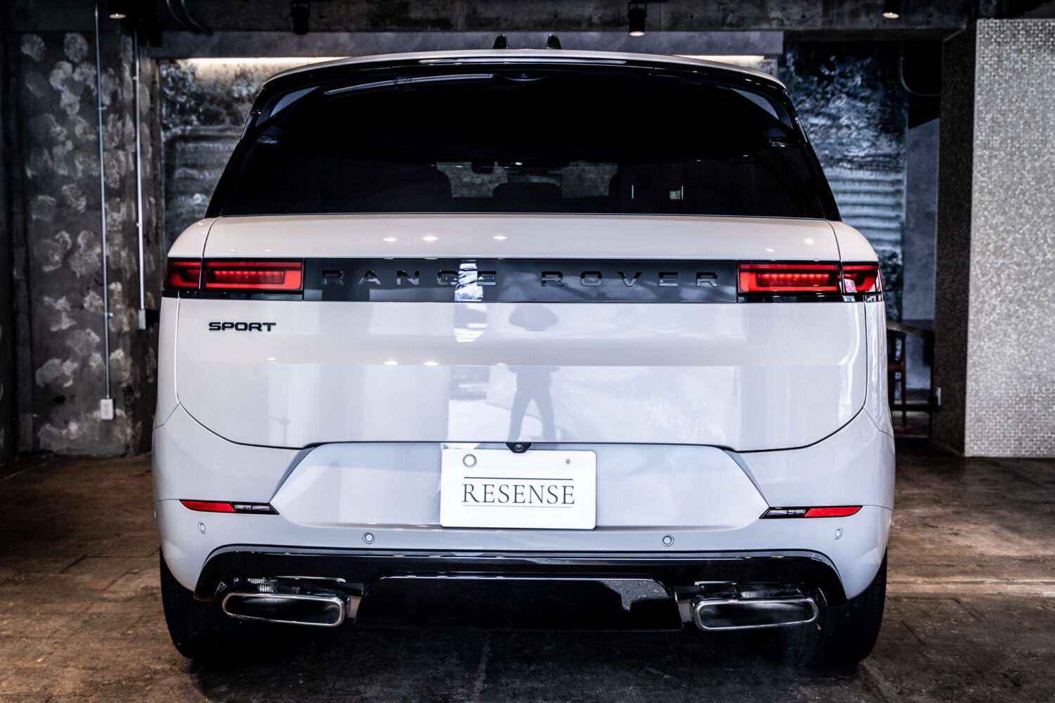 レンジローバースポーツ ダイナミックSE P550e