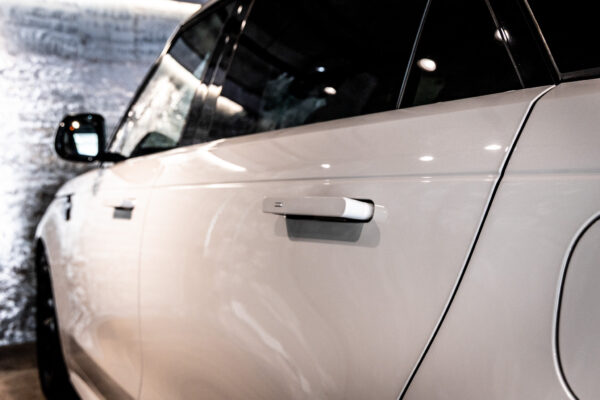 レンジローバースポーツ ダイナミックSE P550e