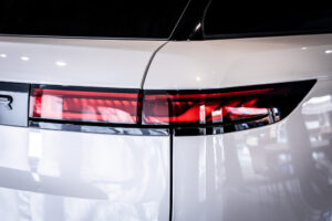 レンジローバースポーツ ダイナミックSE P550e