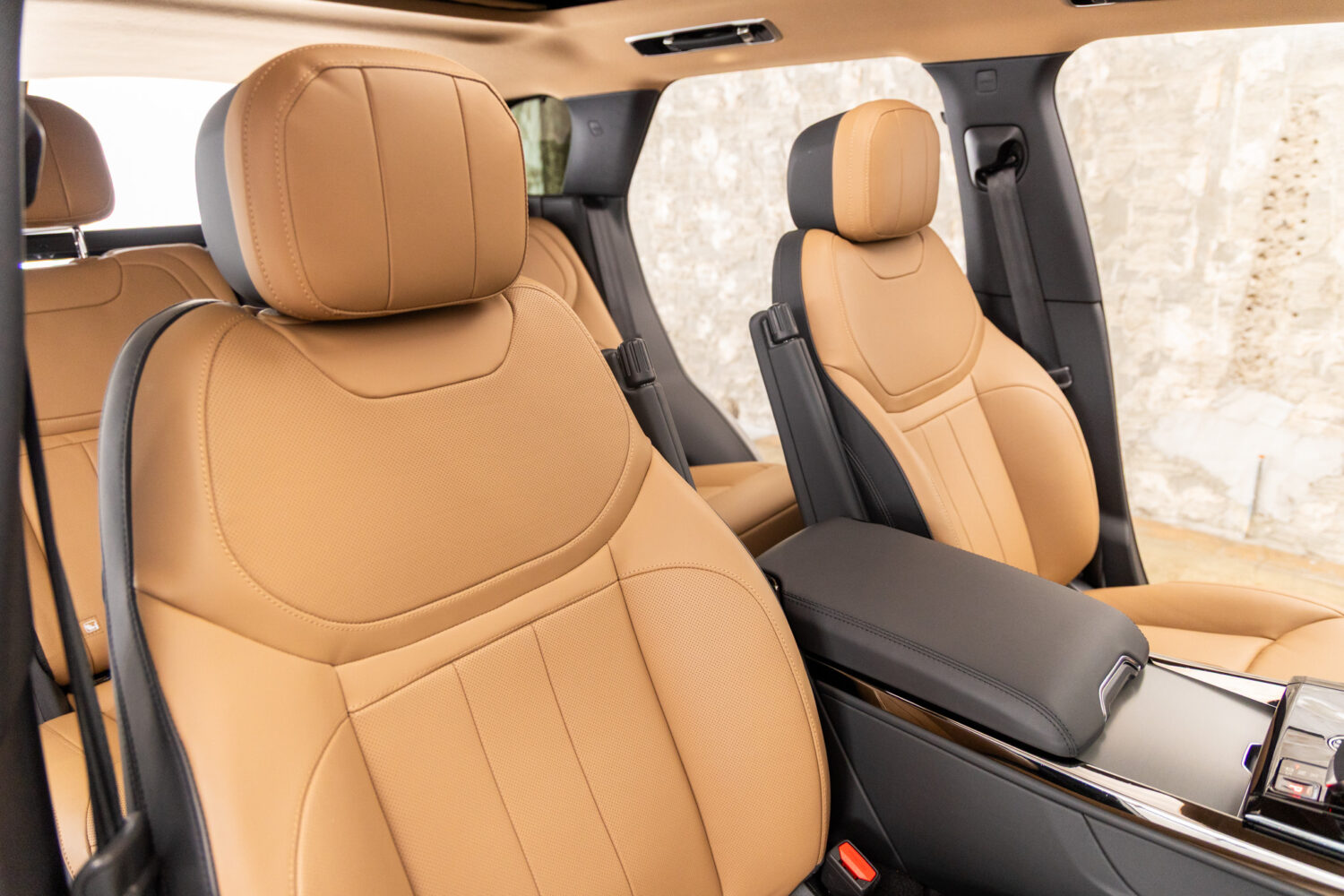 レンジローバースポーツ ダイナミックSE P550e