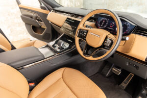 レンジローバースポーツ ダイナミックSE P550e