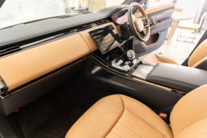 レンジローバースポーツ ダイナミックSE P550e