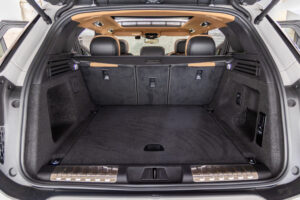 レンジローバースポーツ ダイナミックSE P550e