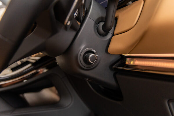 レンジローバースポーツ ダイナミックSE P550e