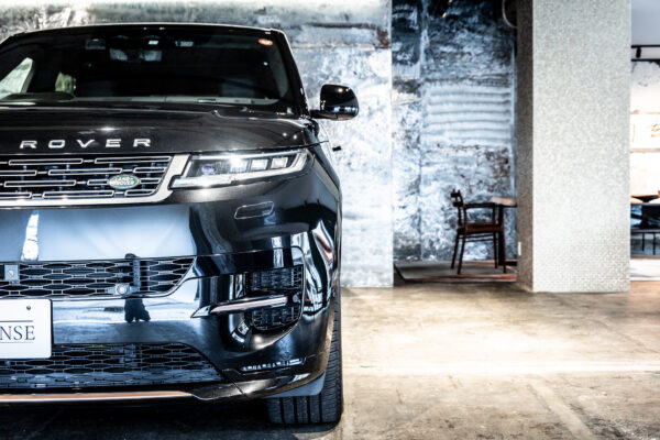 レンジローバースポーツ ダイナミックS 3.0L D300 4WD