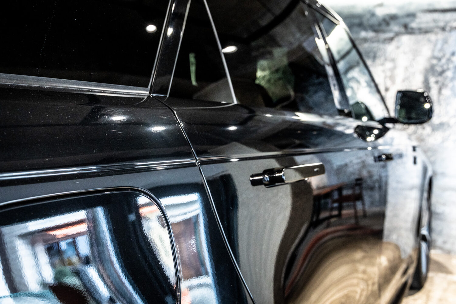 レンジローバースポーツ ダイナミックS 3.0L D300 4WD