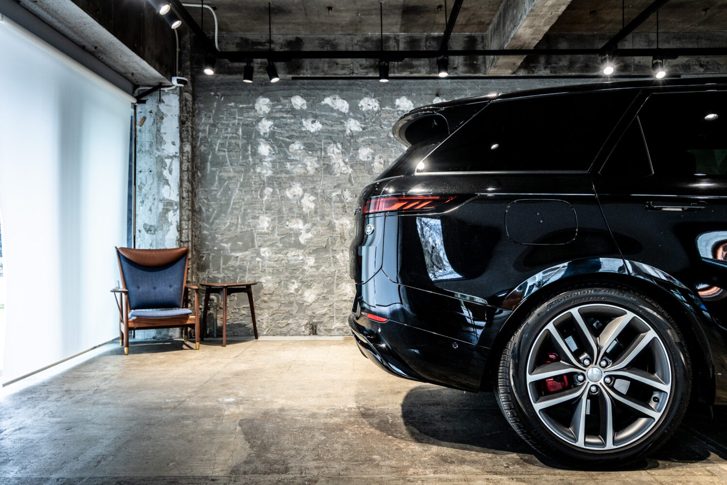 レンジローバースポーツ ダイナミックS 3.0L D300 4WD