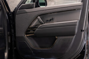 レンジローバースポーツ ダイナミックS 3.0L D300 4WD