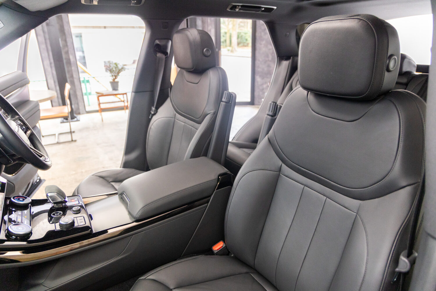 レンジローバースポーツ ダイナミックS 3.0L D300 4WD