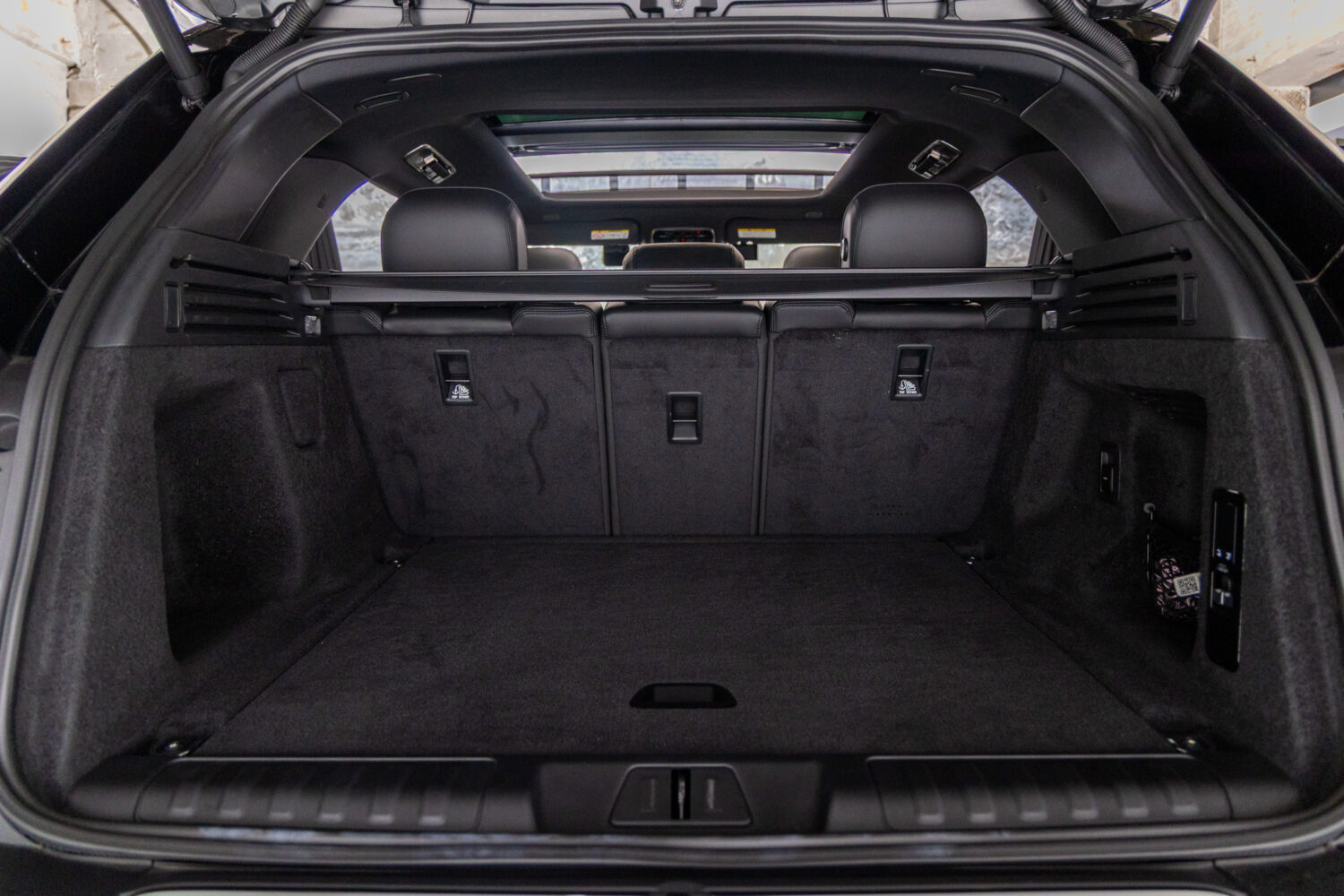 レンジローバースポーツ ダイナミックS 3.0L D300 4WD