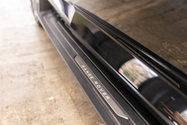 レンジローバースポーツ ダイナミックS 3.0L D300 4WD