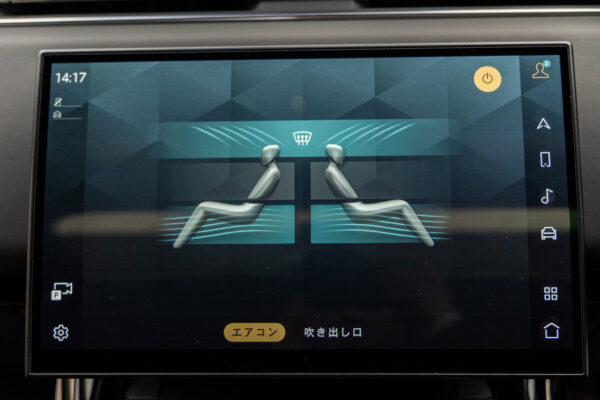 レンジローバースポーツ ダイナミックS 3.0L D300 4WD