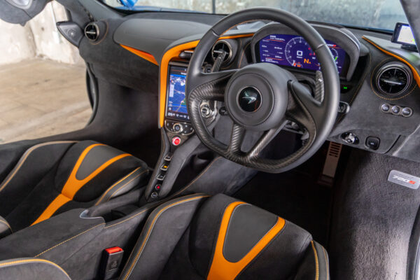 720S  4.0 パフォーマンス