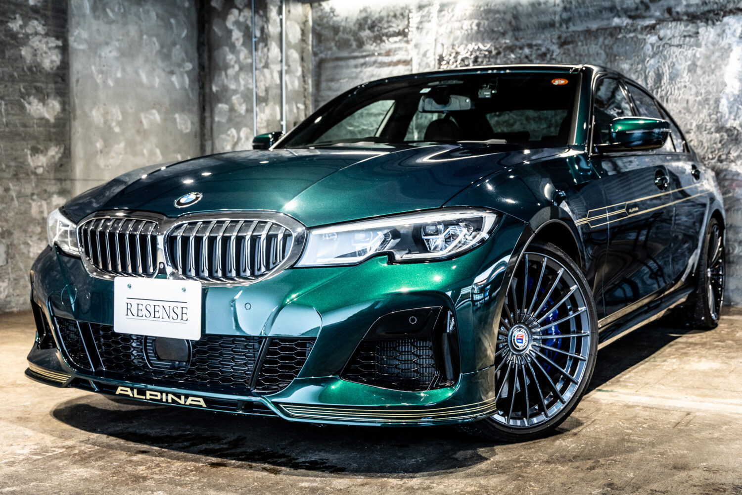 B3 リムジン アルラット 4WD