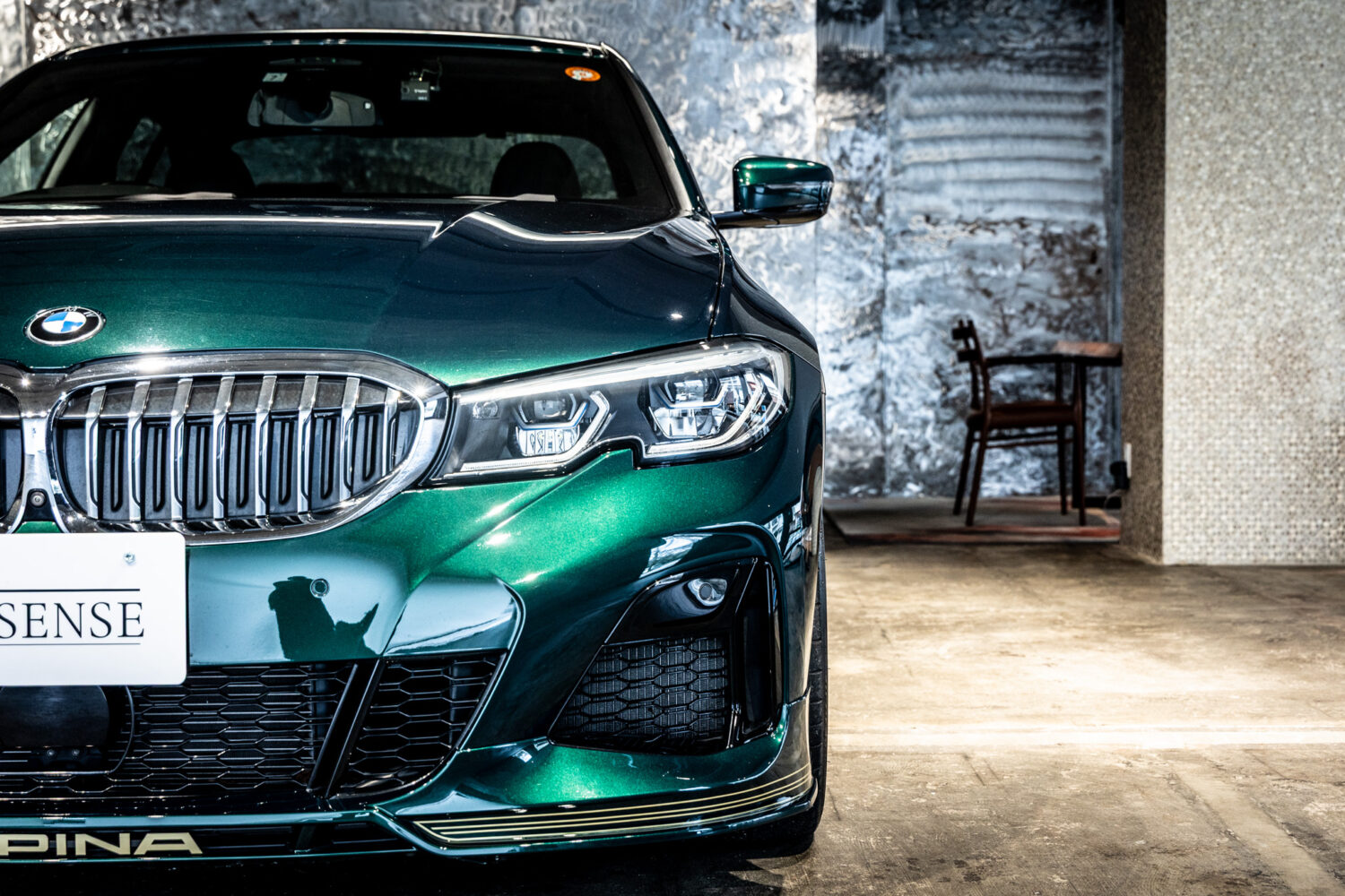 B3 リムジン アルラット 4WD