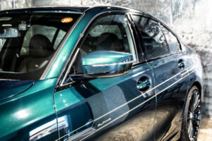 B3 リムジン アルラット 4WD