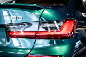 B3 リムジン アルラット 4WD