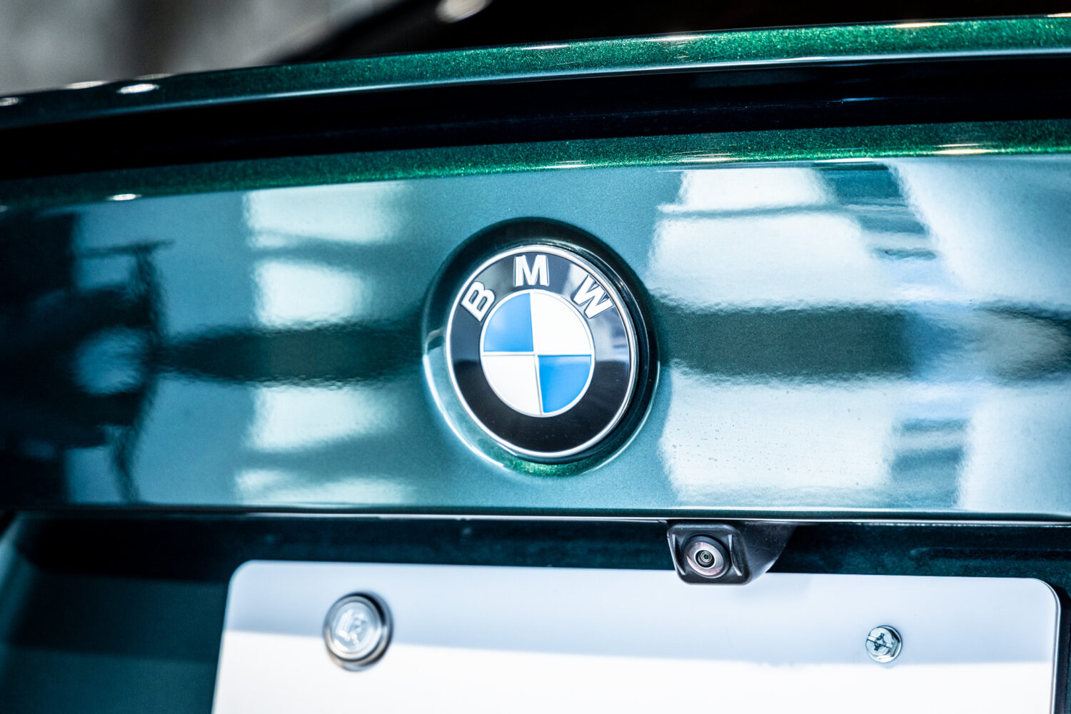 B3 リムジン アルラット 4WD