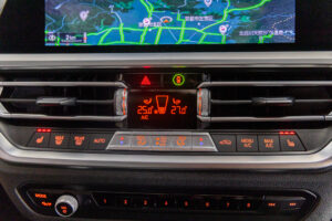 B3 リムジン アルラット 4WD