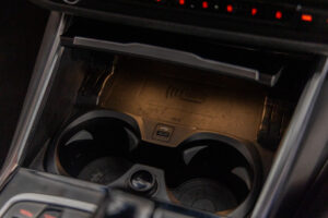 B3 リムジン アルラット 4WD