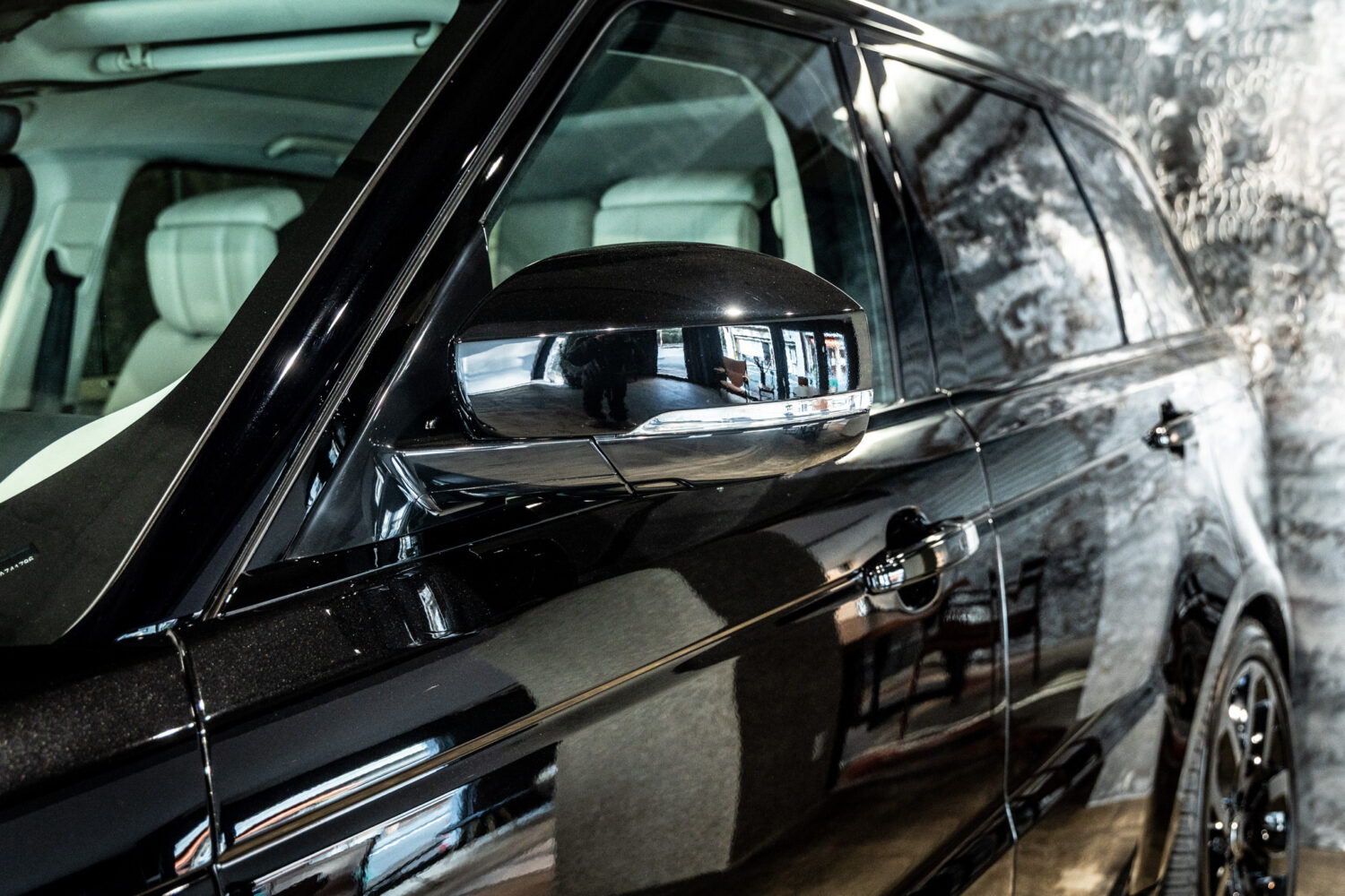 レンジローバースポーツ　オートバイオグラフィー ダイナミック 525PS