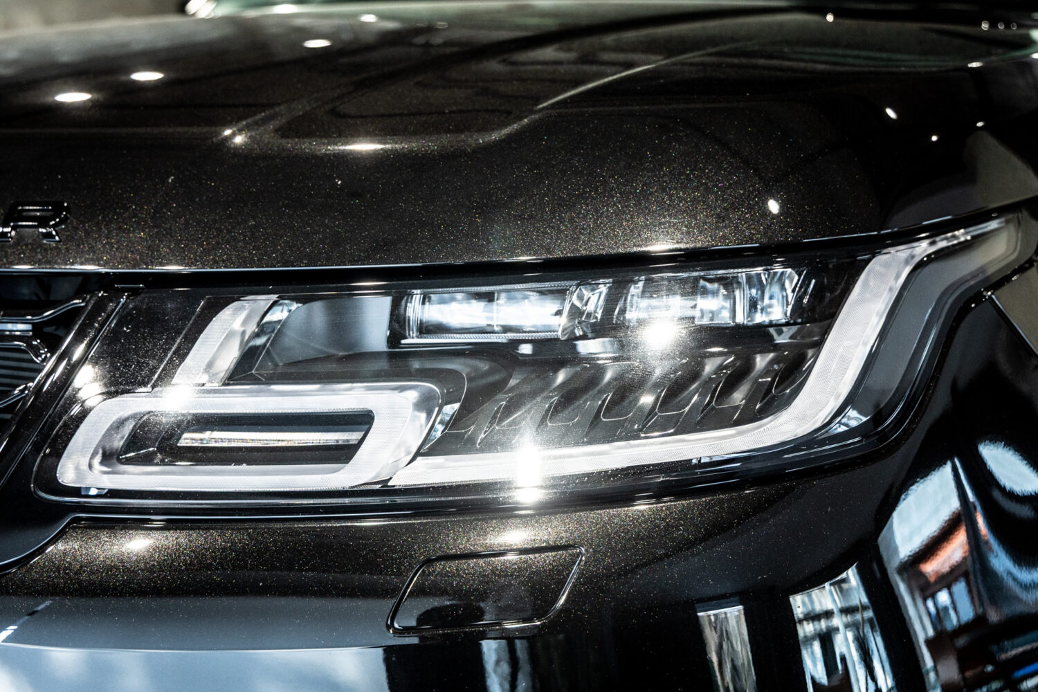 レンジローバースポーツ　オートバイオグラフィー ダイナミック 525PS