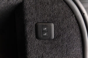 レンジローバースポーツ　オートバイオグラフィー ダイナミック 525PS