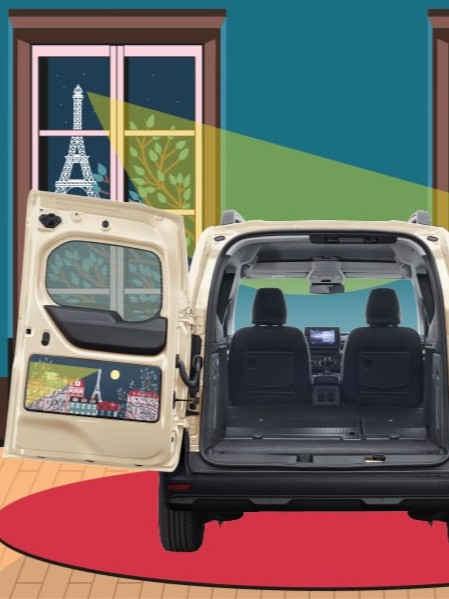 ルノー・カングーに20セットのデコパネル　「アパルトマンから眺めるパリの風景」