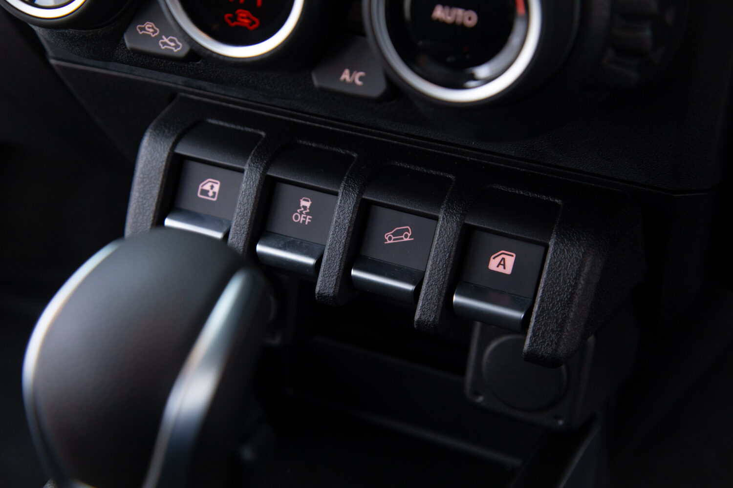 ジムニーノマド 1.5 FC 4WD