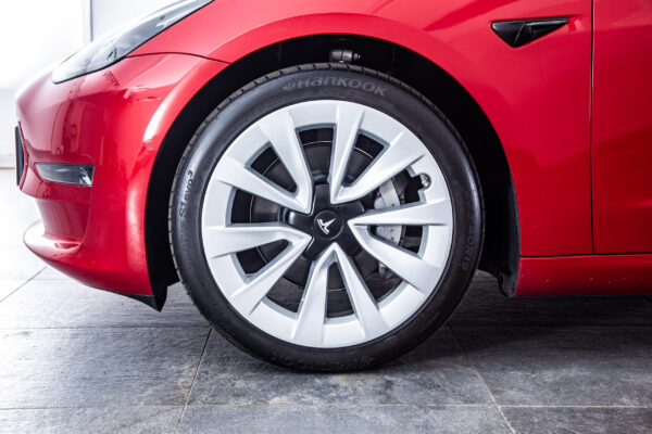 モデル3 ロングレンジ デュアルモーター 4WD