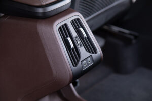 2シリーズアクティブツアラー 218i エクスクルーシブ DCT