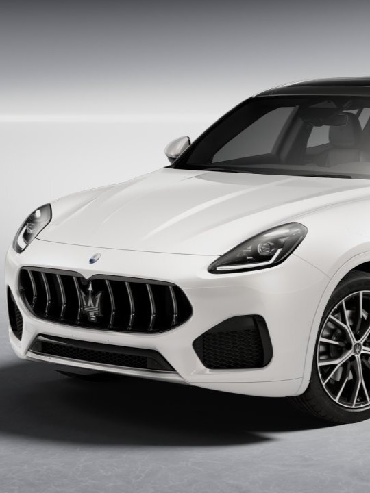 マセラティ・グレカーレ　最高峰の贅沢を再構築「グランルッソ」エディション登場