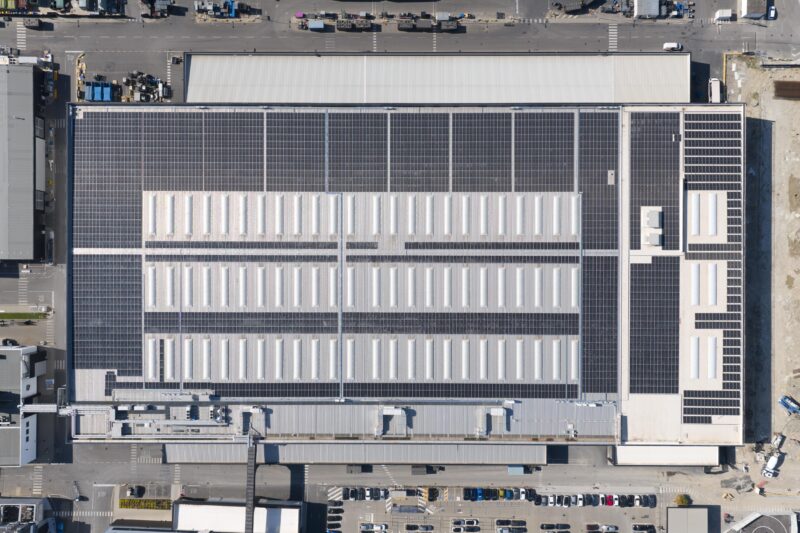 ランボルギーニの脱炭素化戦略が更に前進　本社工場の太陽光発電設備を拡張