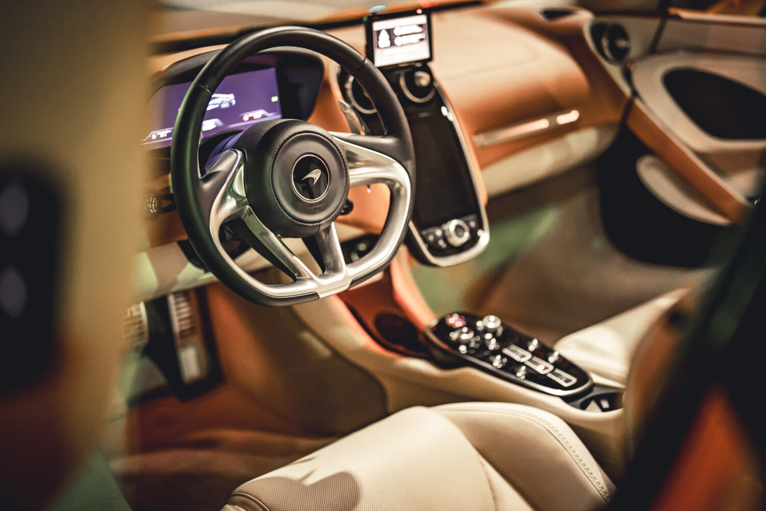 マクラーレン・GTリュクス（MR/7AT）GTツアラーのファンダメンタルズ